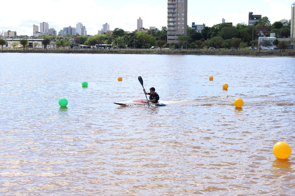 Juegos Deportivos Misioneros: en el club Río Paraná y en el CePARD se definieron Canotaje y Tenis    imagen-6