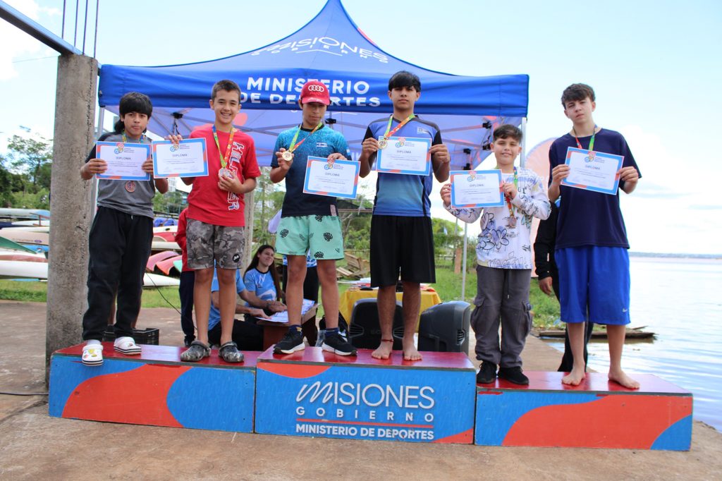 Juegos Deportivos Misioneros: en el club Río Paraná y en el CePARD se definieron Canotaje y Tenis    imagen-12