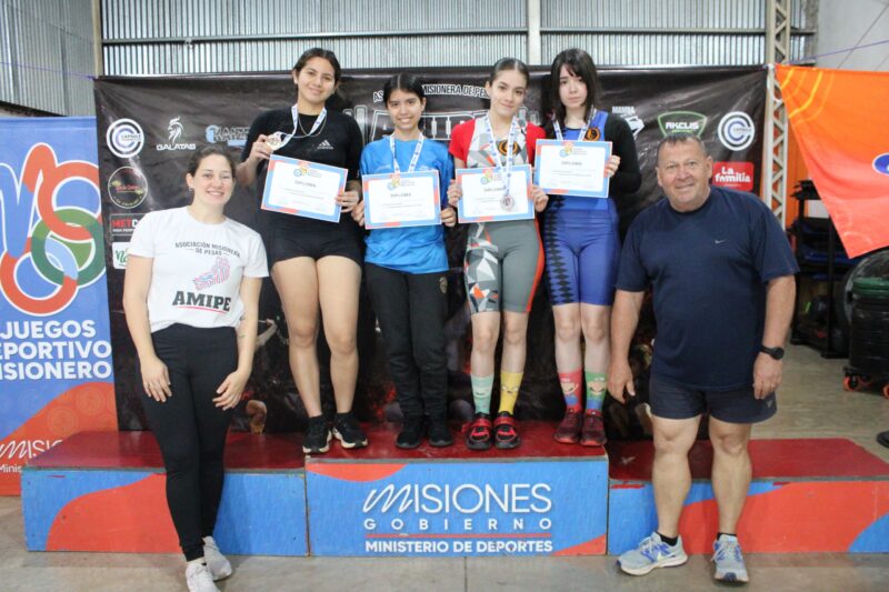 Juegos Deportivos Misioneros: se disputaron las Finales Provinciales de Bádminton y Levantamiento Olímpico imagen-16